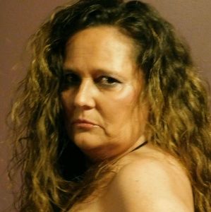 Meet your Posher, Polly